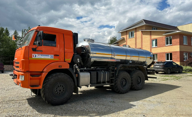 Автоцистерна пищевая АЦПТ-9,5 на КАМАЗ 43118-50 (Евро-5)
