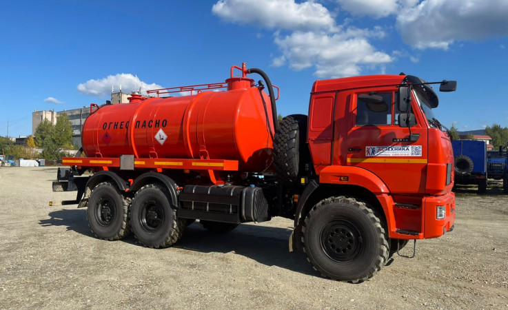 Автоцистерна АКН-10 на шасси КАМАЗ 43118-50 (насос КО-510)