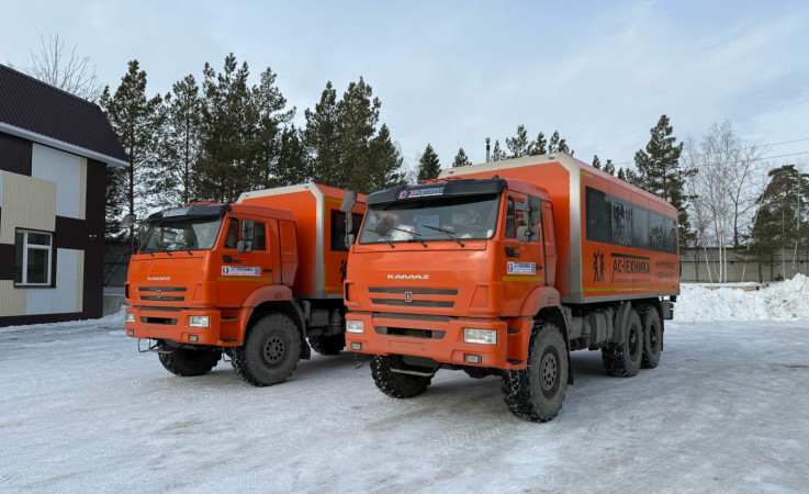 Вахтовый автобус КАМАЗ 43118-3027-48 (28+2 места)
