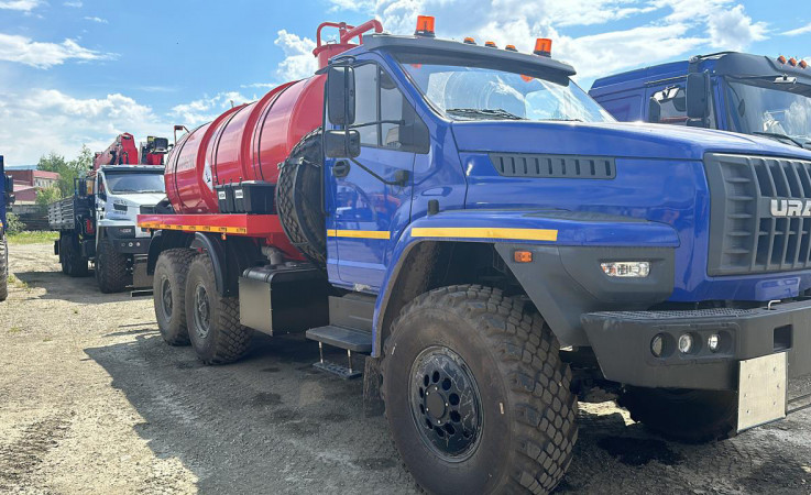 Автоцистерна АКН-10 на шасси Урал NEXT 4320-72Е5 (Евро-5)