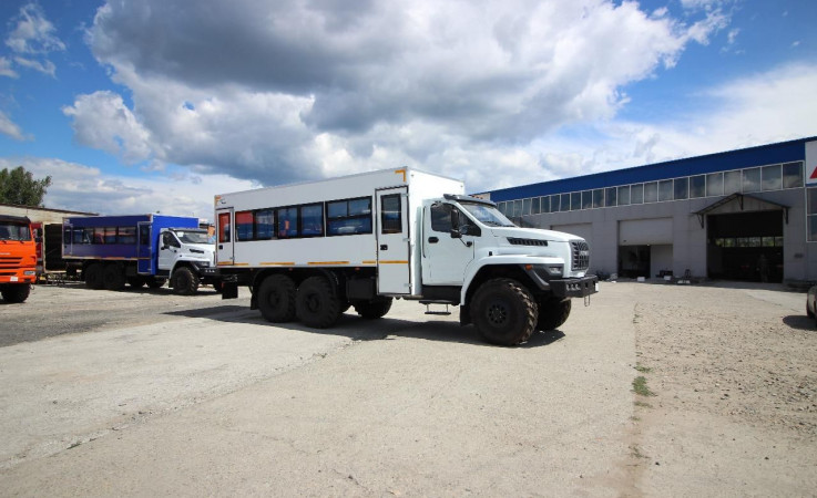 Вахтовый автобус Урал NEXT 4320-72Е5 (28 мест) (Евро-5)